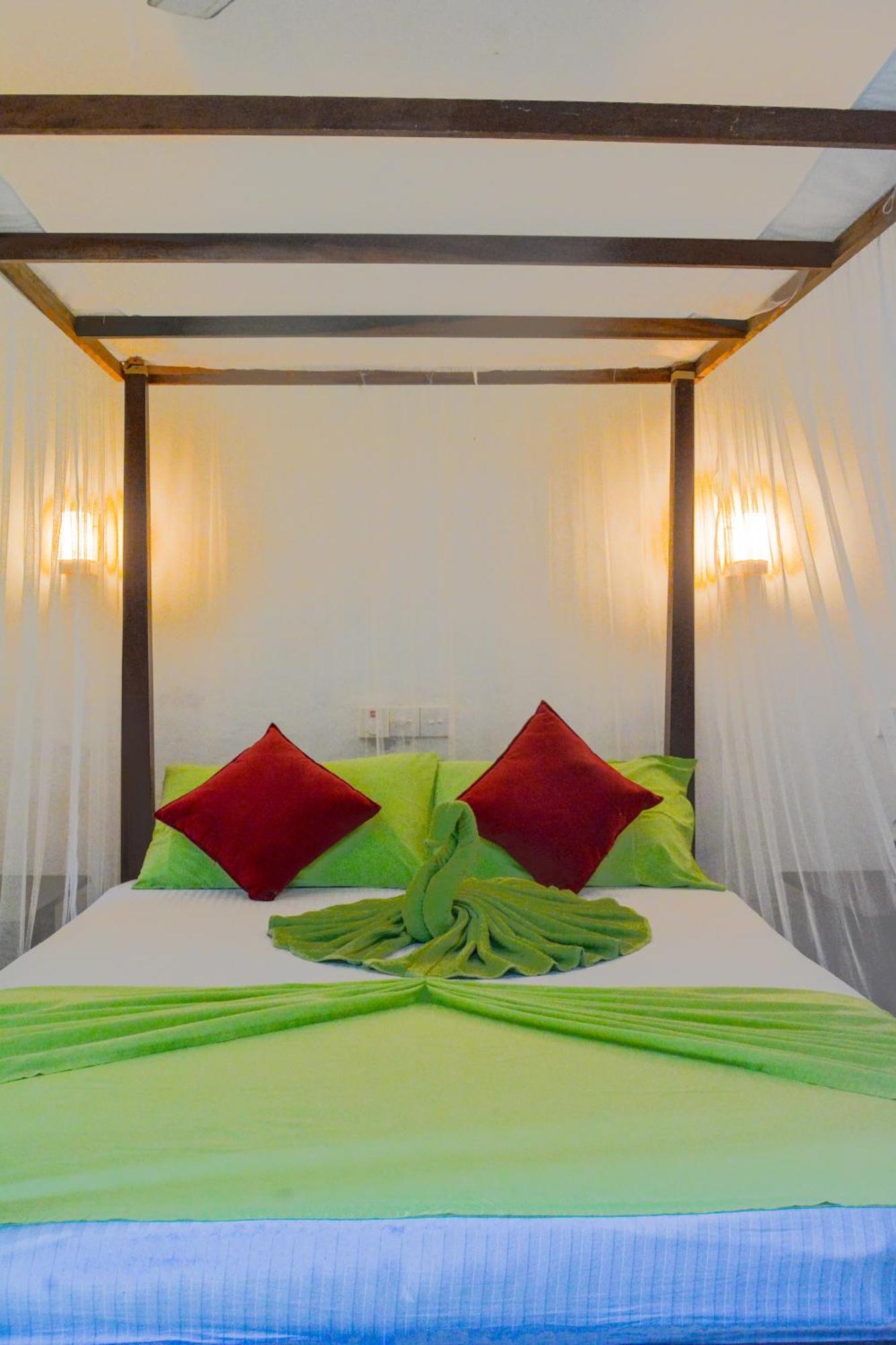 Palm Garden Guest House Galle Bagian luar foto