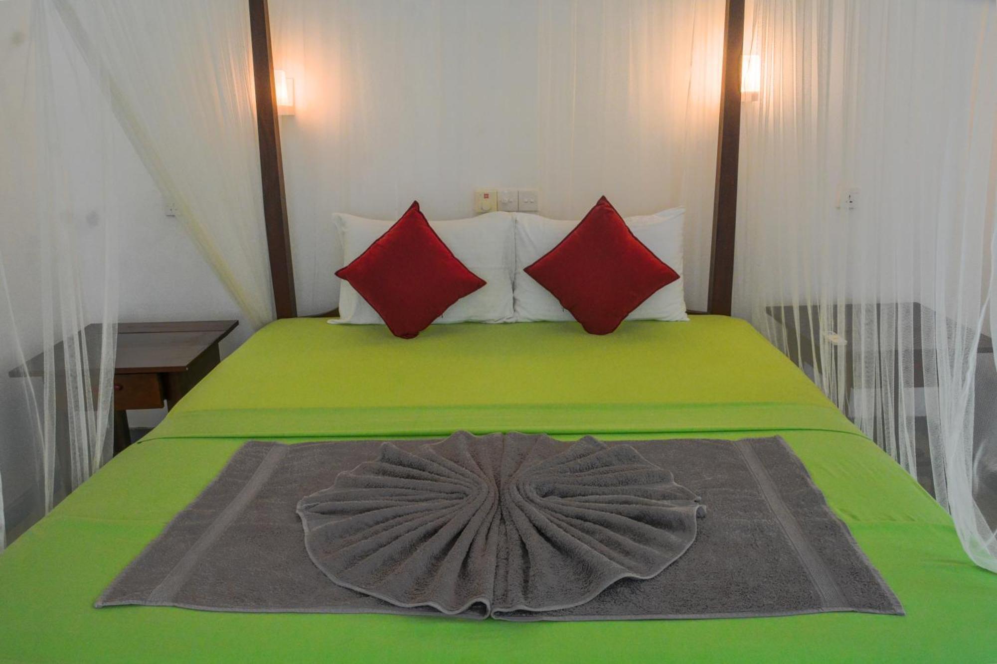 Palm Garden Guest House Galle Bagian luar foto